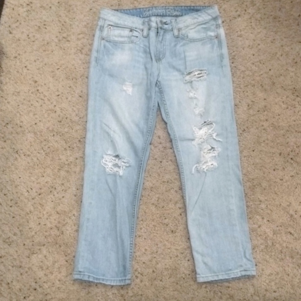American eagle boyfriend cropped jeans